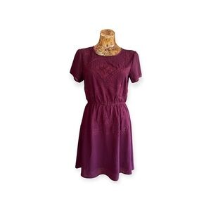 Under Skies Dress small burgundy short sleeve